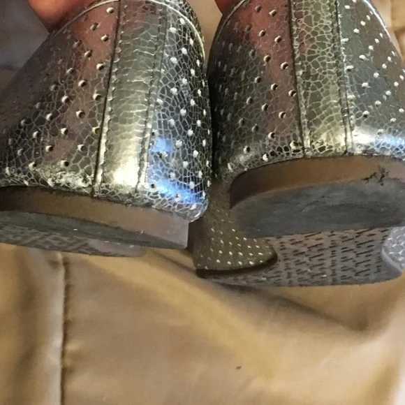 TORY BURCH USED REVA PEWTER FLATS - Picture 6 of 6